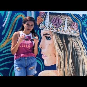 Meet your Posher, Melanie